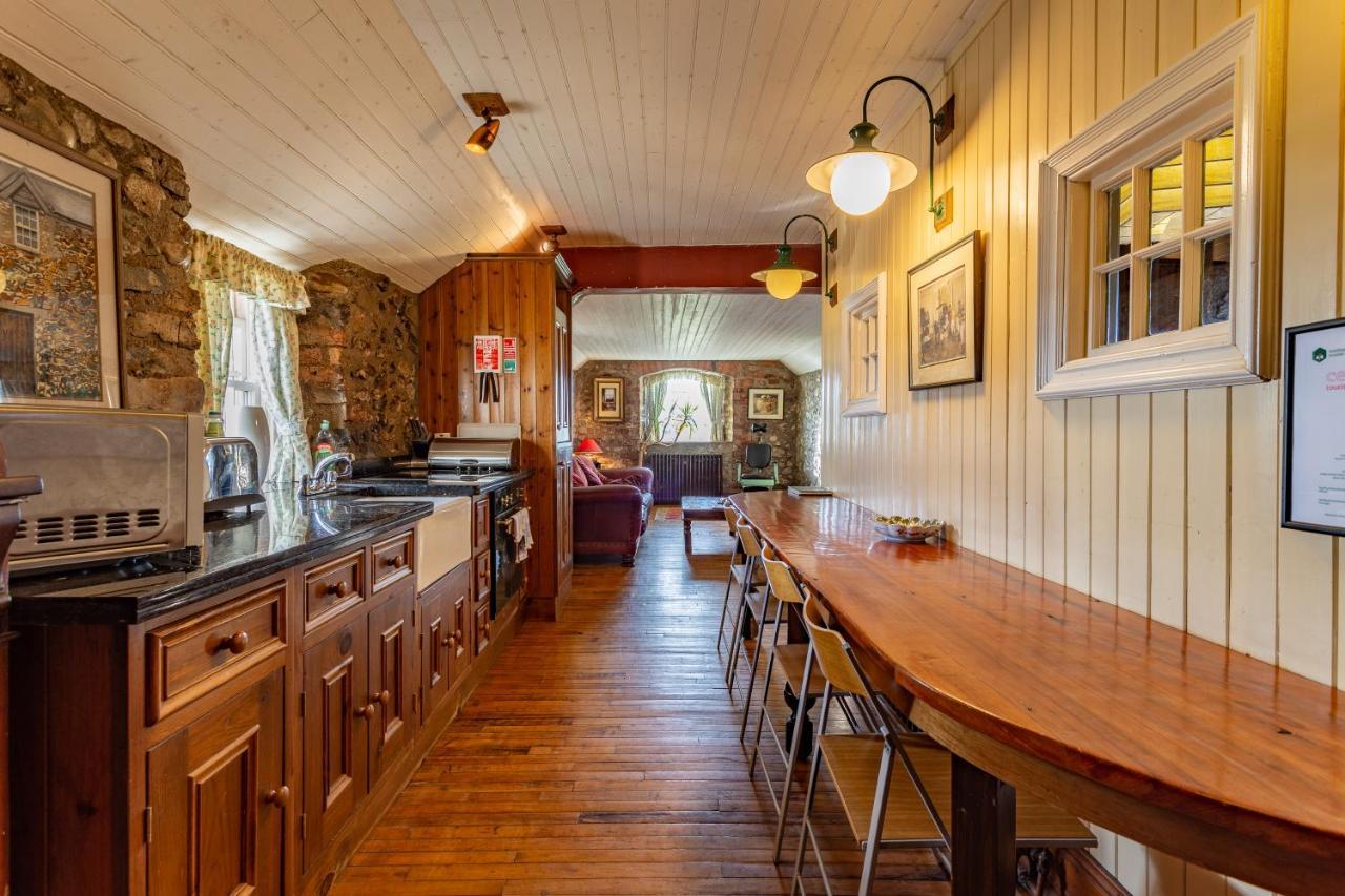 Clenaghans Moira  Exterior photo